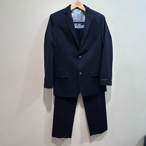 Tommy Hilfiger Boys Young Man Navy Suit, size 16 18 Jacket and Pants - Picture 1 of 10